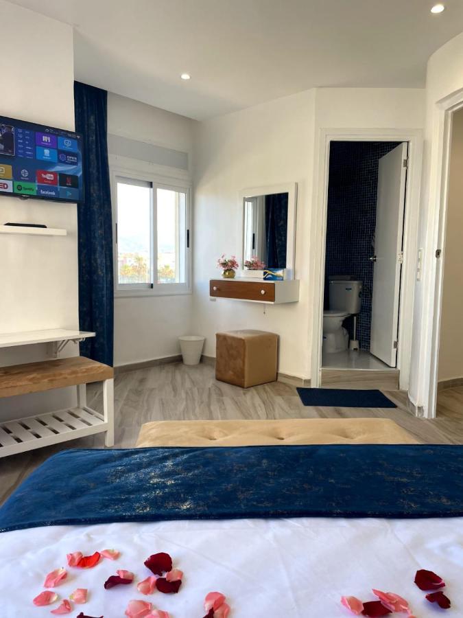 Hostal Mh Borj Martil Buitenkant foto