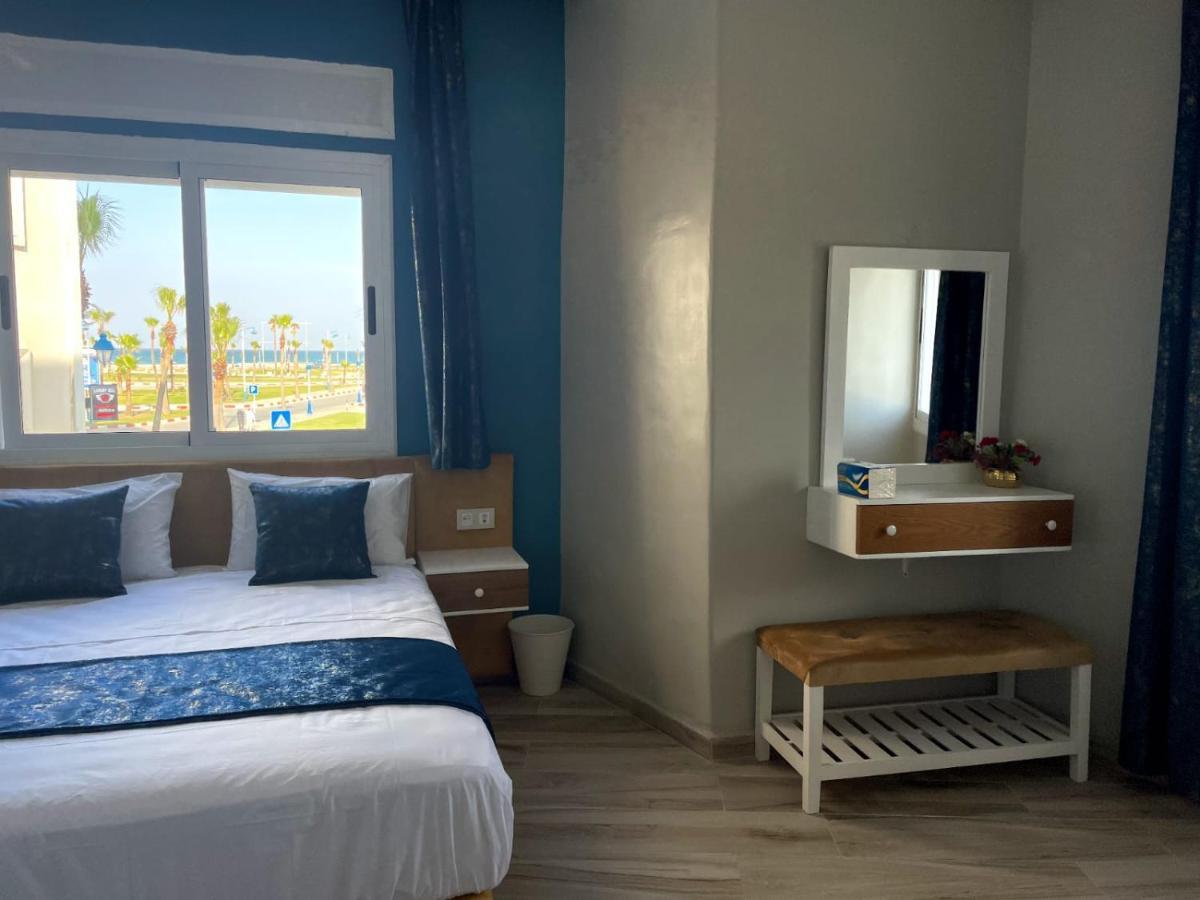 Hostal Mh Borj Martil Buitenkant foto