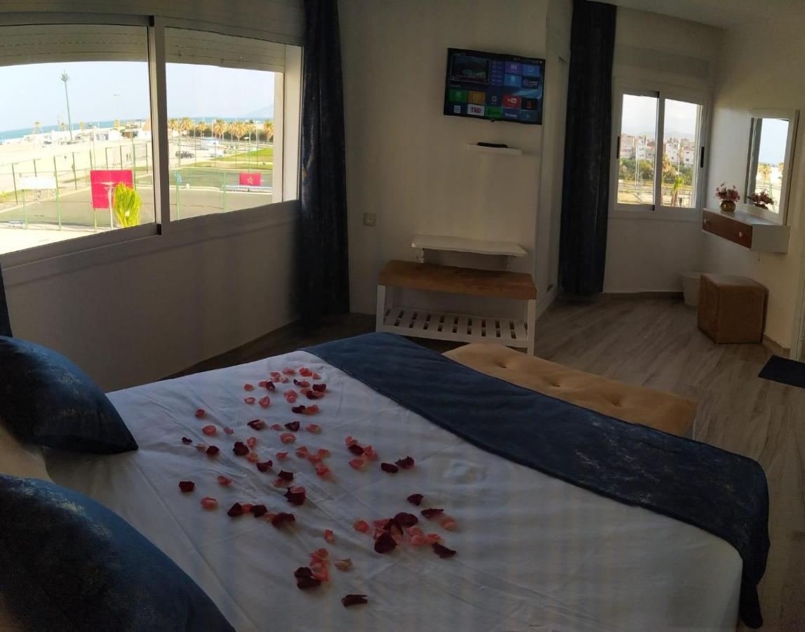 Hostal Mh Borj Martil Buitenkant foto