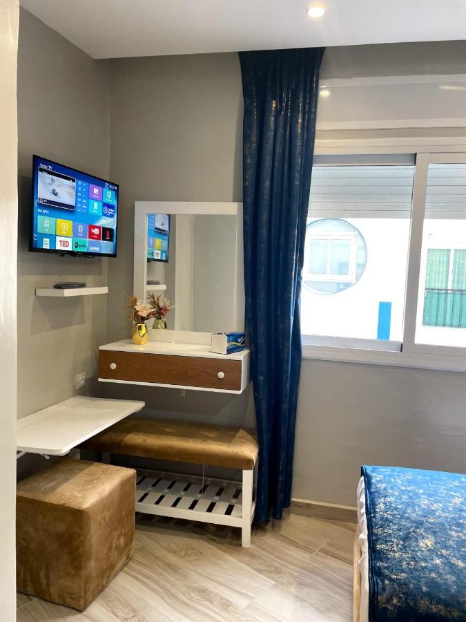 Hostal Mh Borj Martil Buitenkant foto